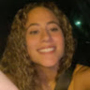 Meet your Posher, Julia-amelia